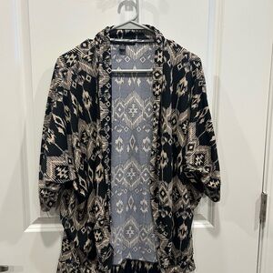 Black and Cream Patterned Kimono Cardigan